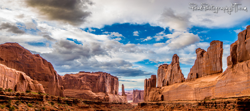 Park Avenue in Arches National Park - click for prints and support the photographer!